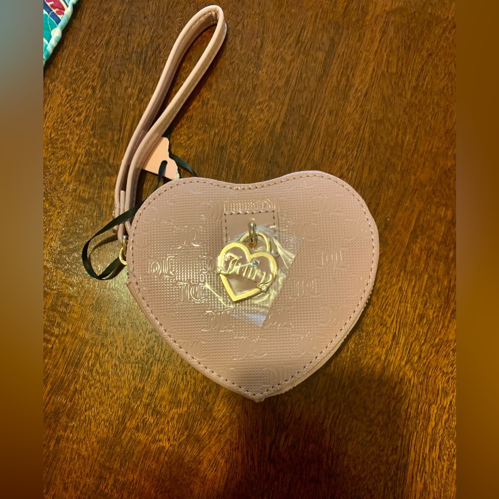 Juicy Couture Heart, Zip around Coin Wallet Wristlet in Dusty Pink NWT